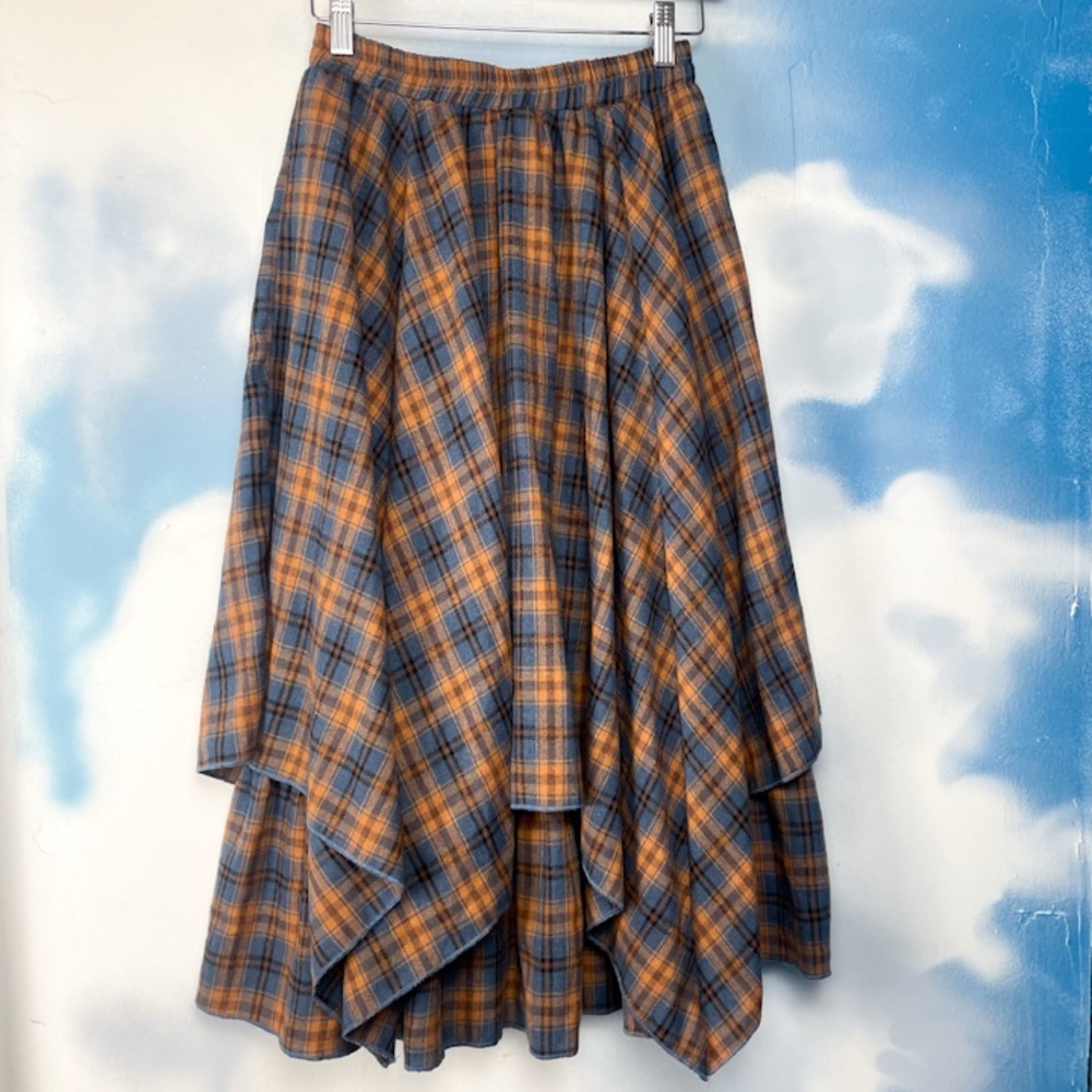 Layered plaid skirt
